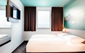 B&B Hotel Muenchen-Putzbrunn