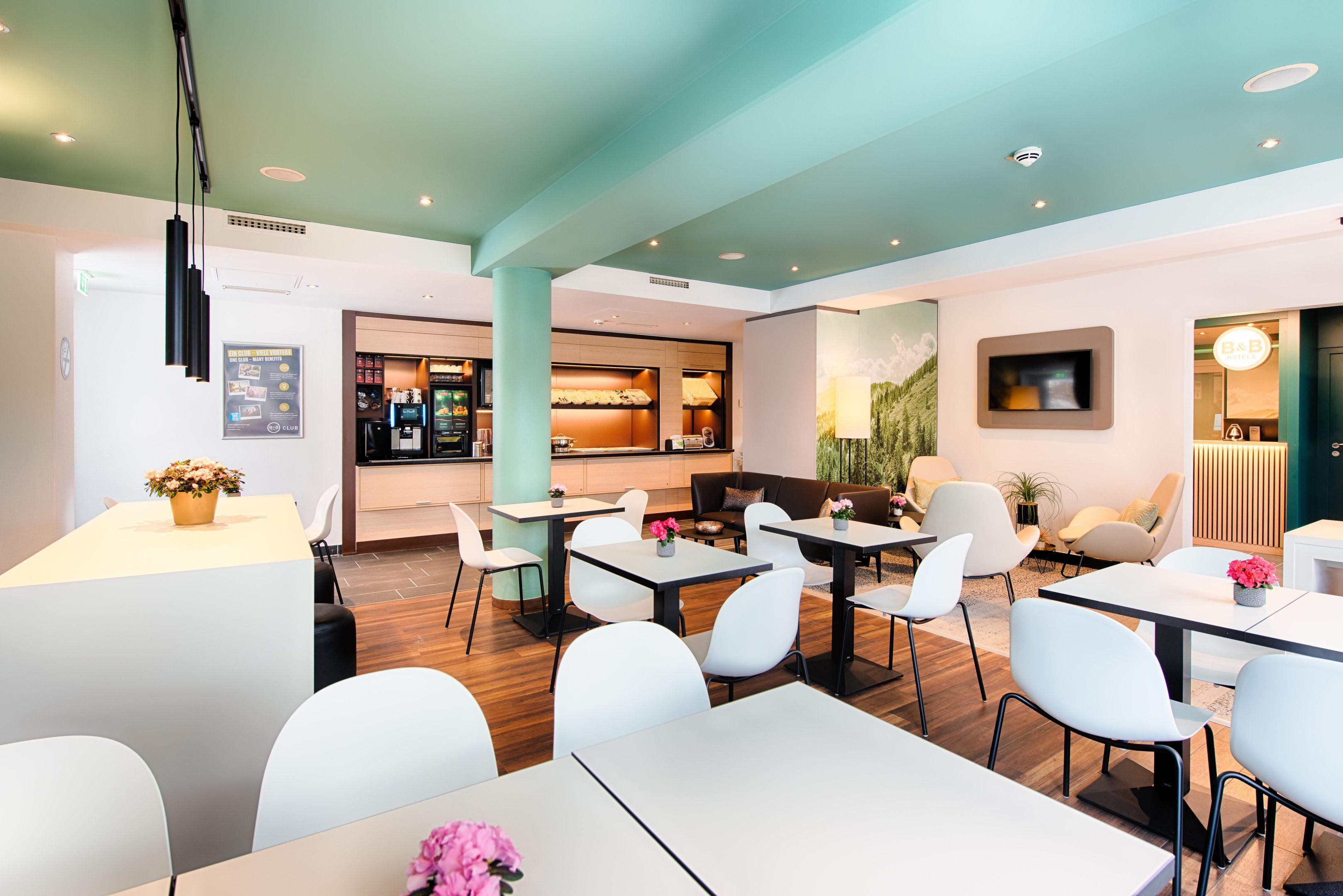 B&B Hotel Muenchen-Putzbrunn Buitenkant foto