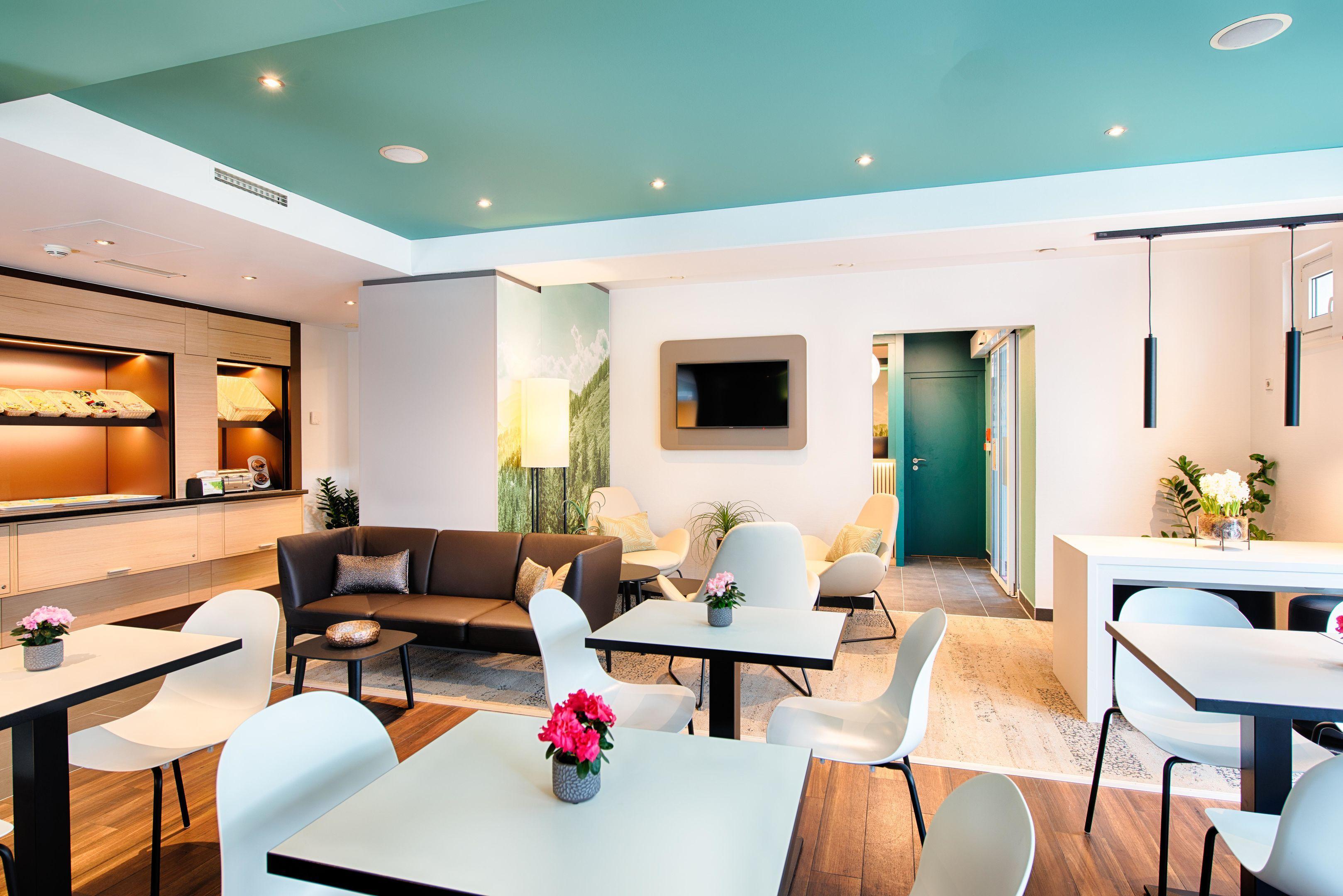 B&B Hotel Muenchen-Putzbrunn Buitenkant foto